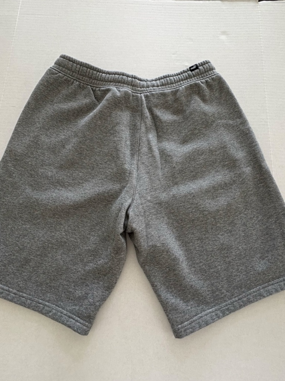PUMA Men's Heather Athletic Fleece Short - Size M. - Picture 3 of 11